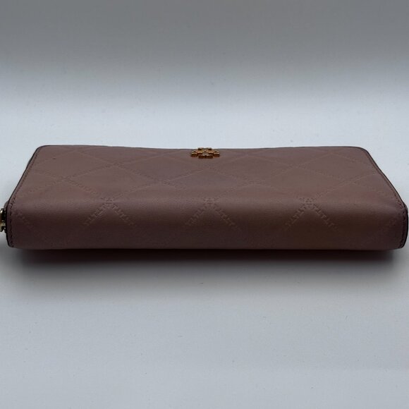 Tory Burch Quilted Pink Zippy Wallet‎ - Picture 9 of 16